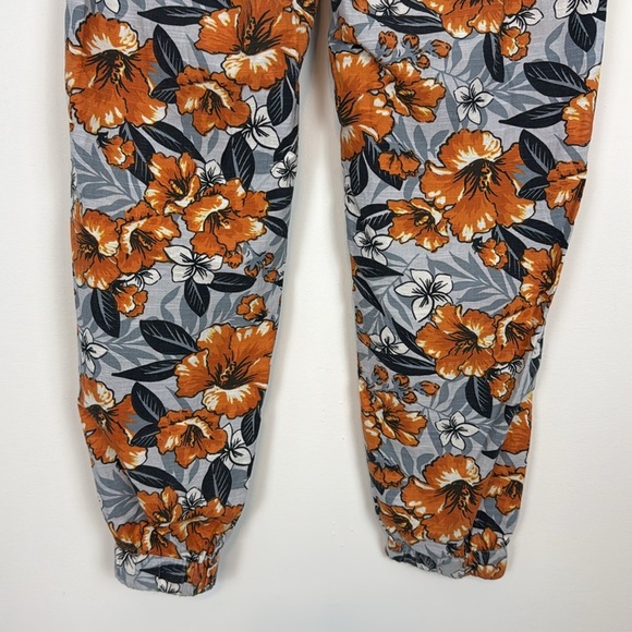 Urban Outfitters Orange and Gray Hawaiian Floral Print Pull on Joggers. Size Med - Picture 10 of 14
